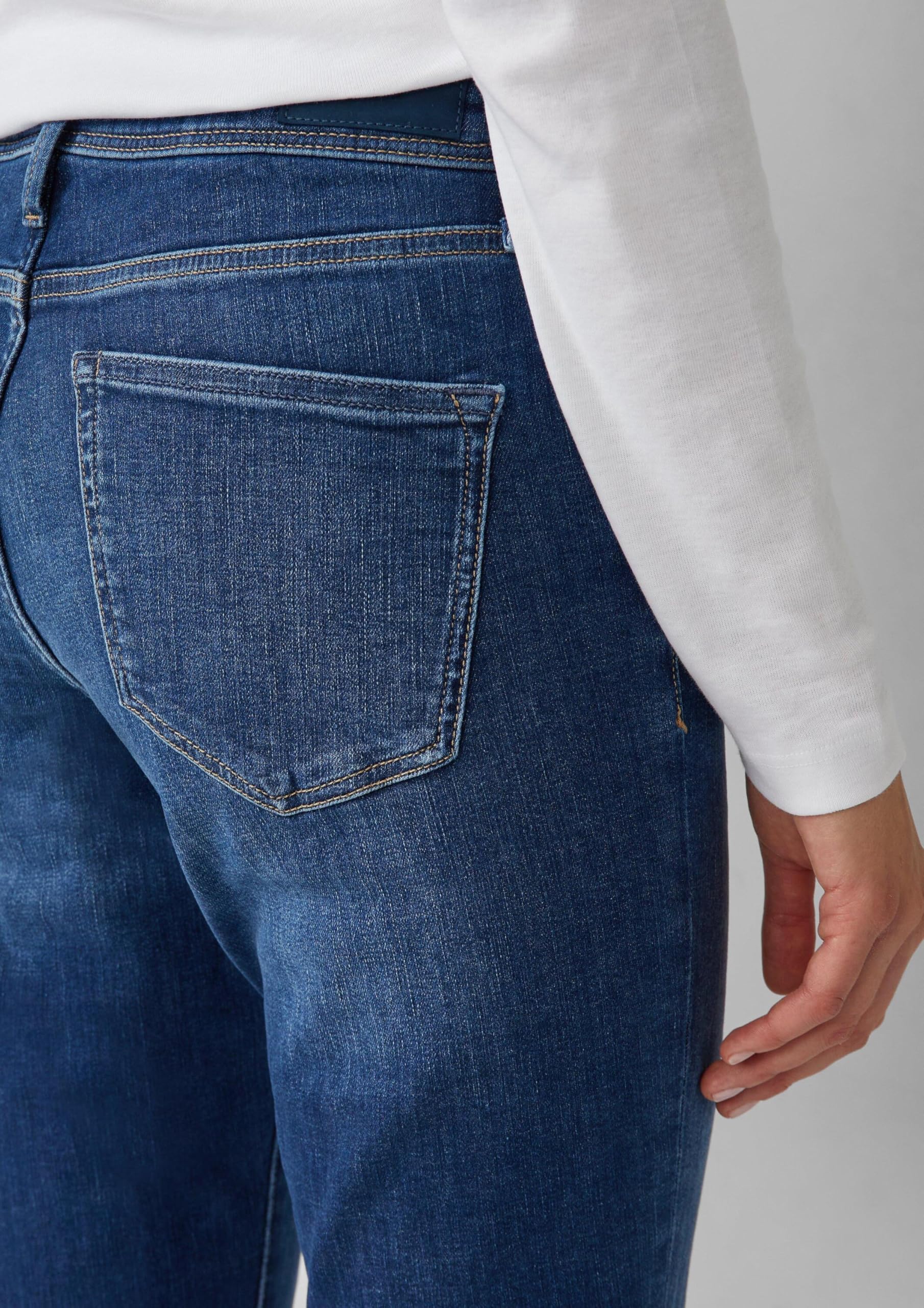 s.Oliver Beverly Mid Rise Bootcut Jeans 46W/32L blau