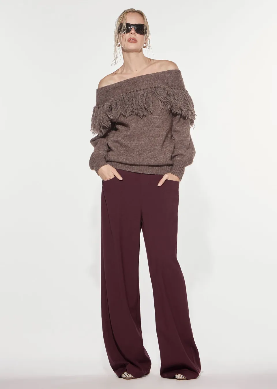 Denny Rose Pullover taupe mit Fransen Ausschnitt