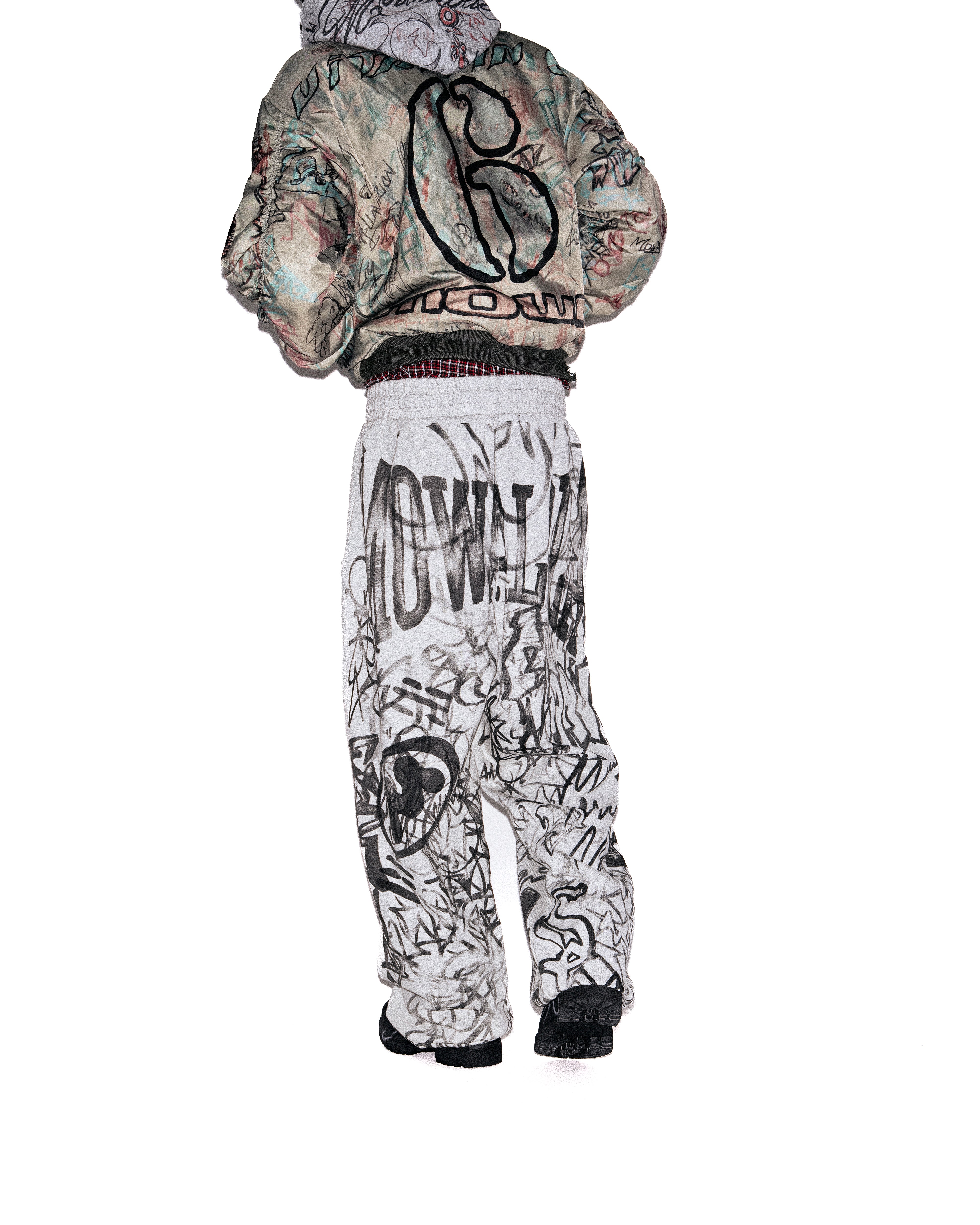 Mowalola Graffiti Track Pants Jogginghose Grau