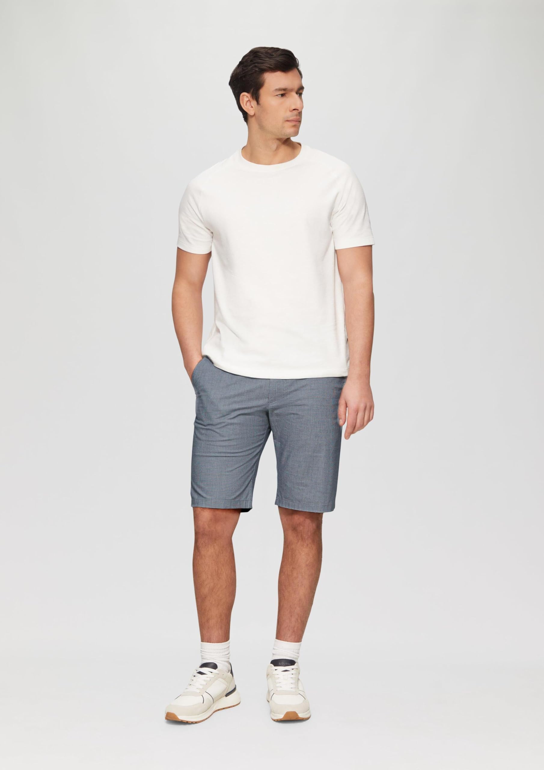 s.Oliver RED LABEL Chino-Shorts Baumwollstretch Bermuda 34 tiefblau