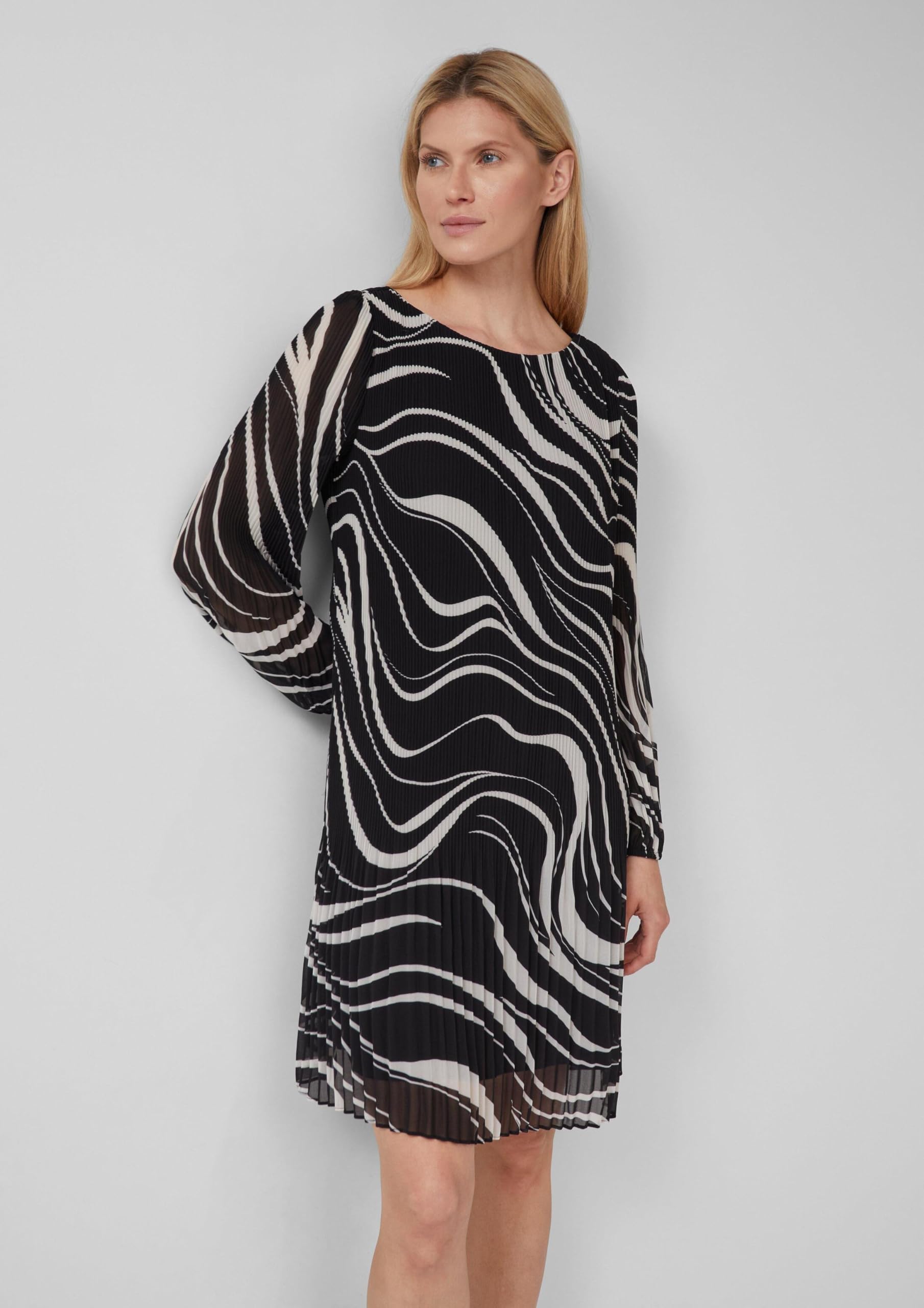 s.Oliver BLACK LABEL Kleid 99A3 Midi Gr.38 Allover