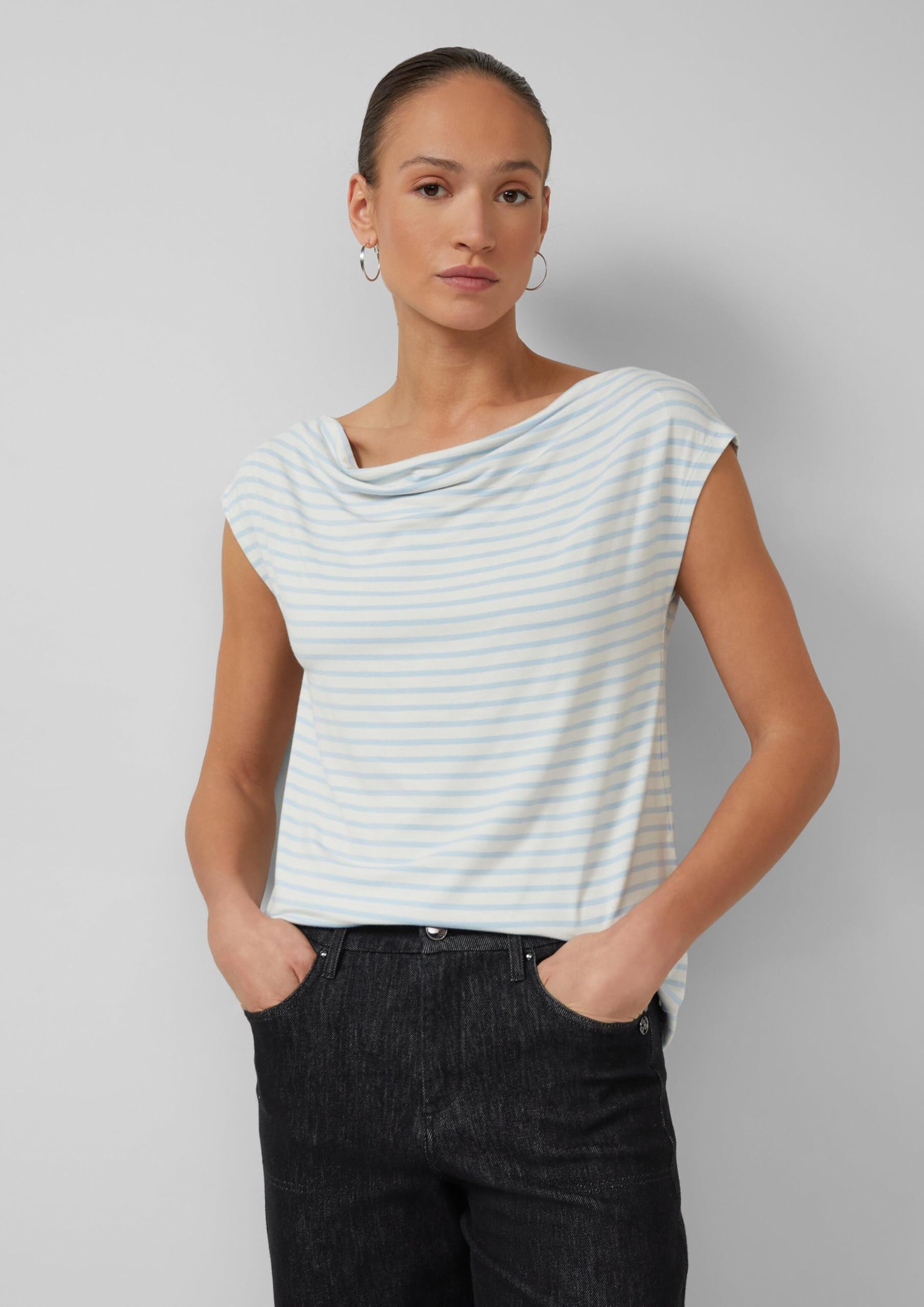 s.Oliver Viskoseshirt mit Wasserfall-Ausschnitt und Streifen Shirt gestreift