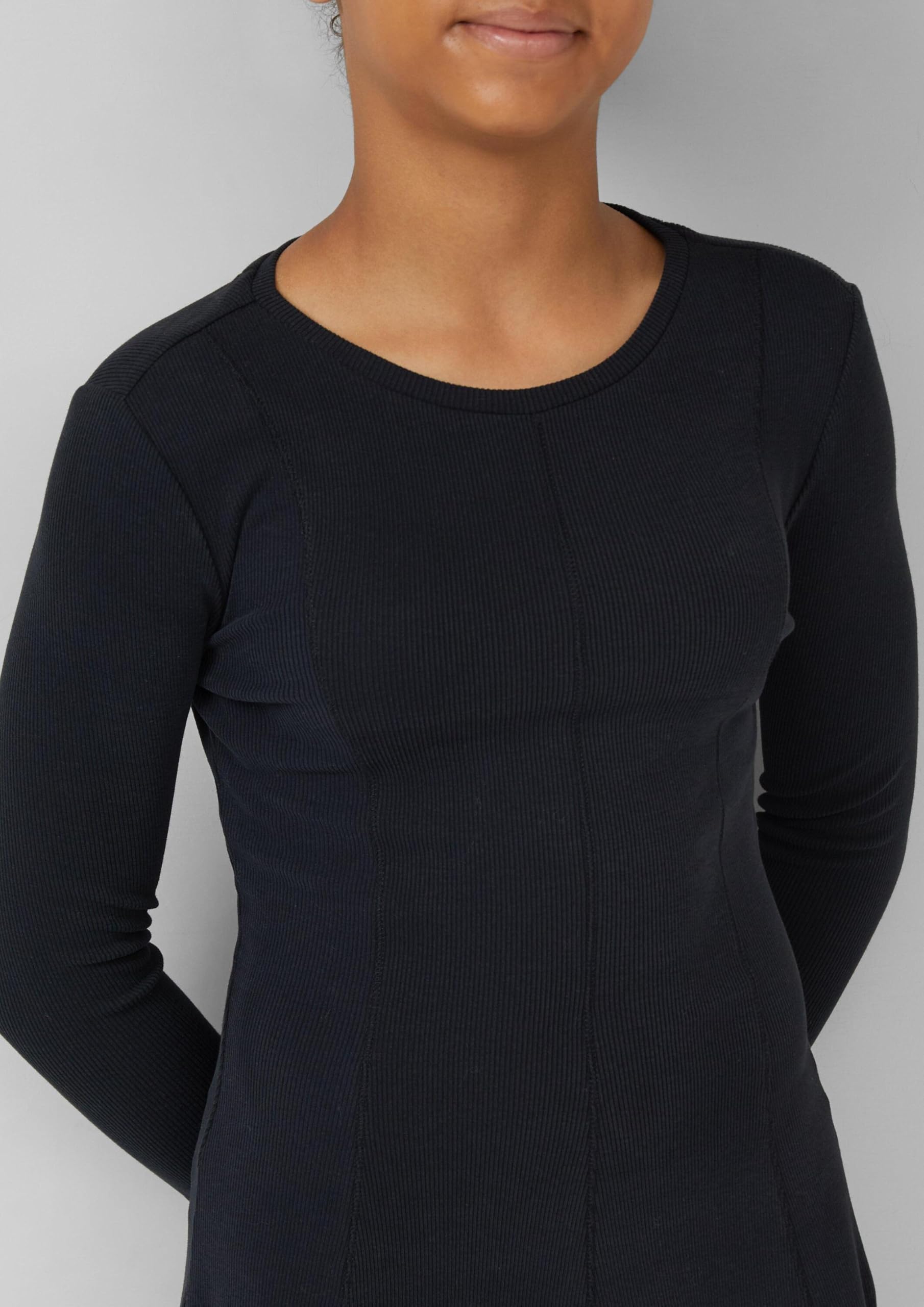 s.Oliver Junior Kleid Ripp kurz Gr. 140 Nähte