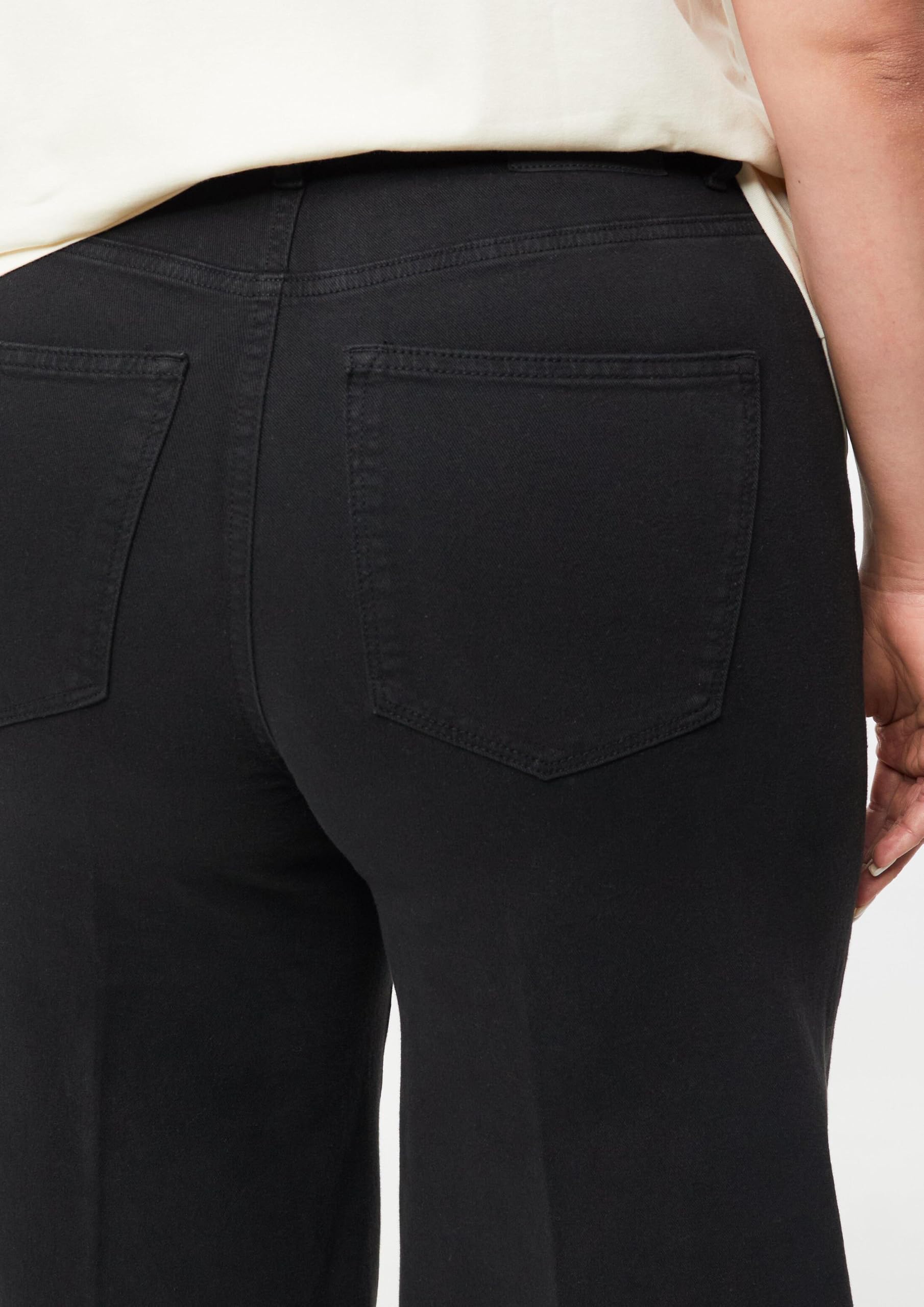 s.Oliver RED LABEL High Rise Jeans Wide Fit