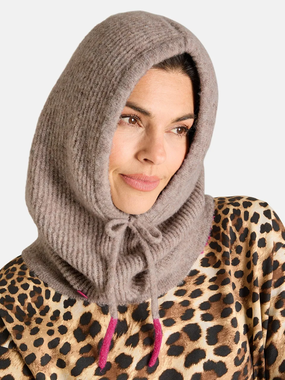 Lieblingsstück ValiaL Mütze mit Kragen beige Wollmix