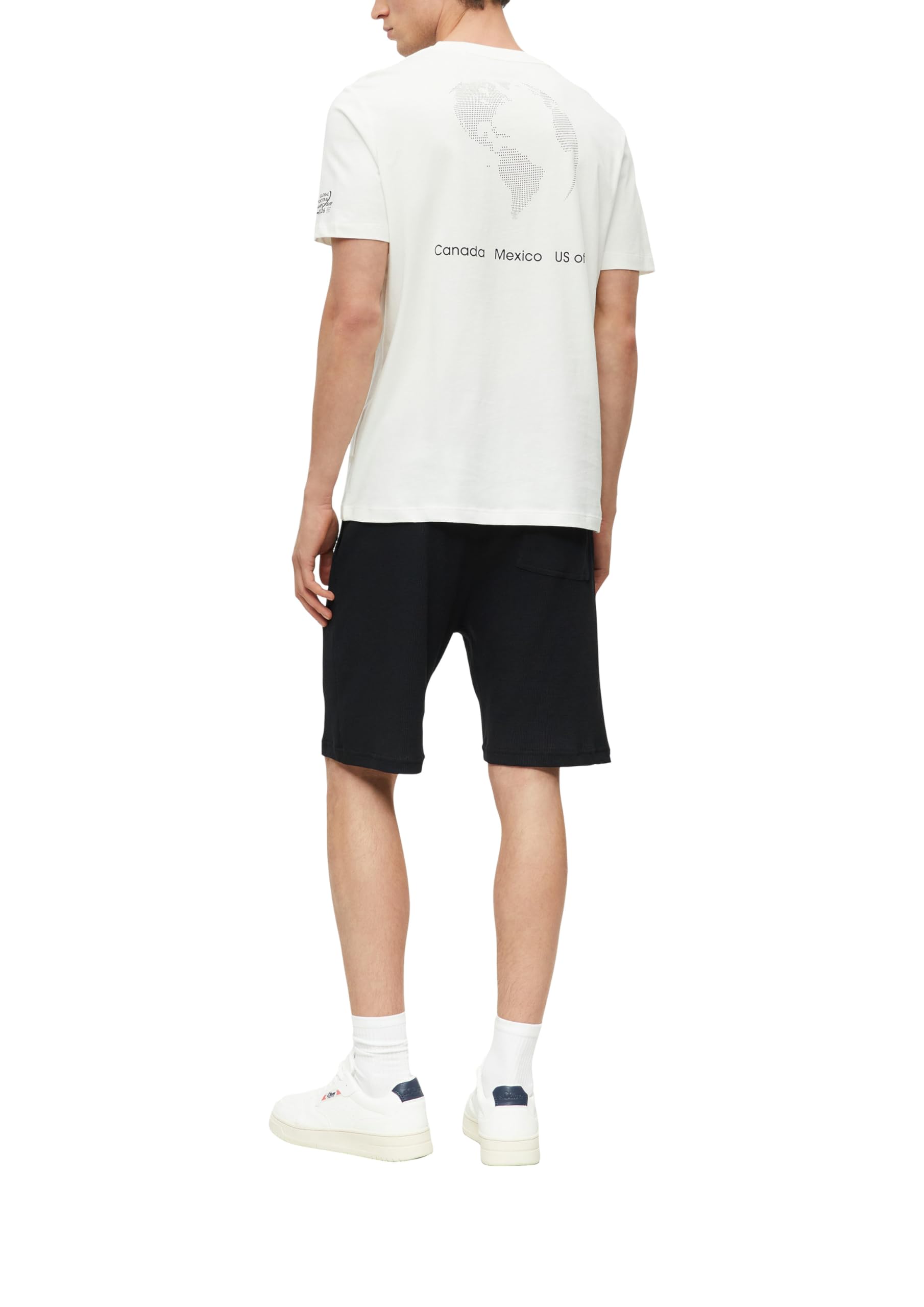 s.Oliver T-Shirt Fußball-Motiv Ecru Größe L