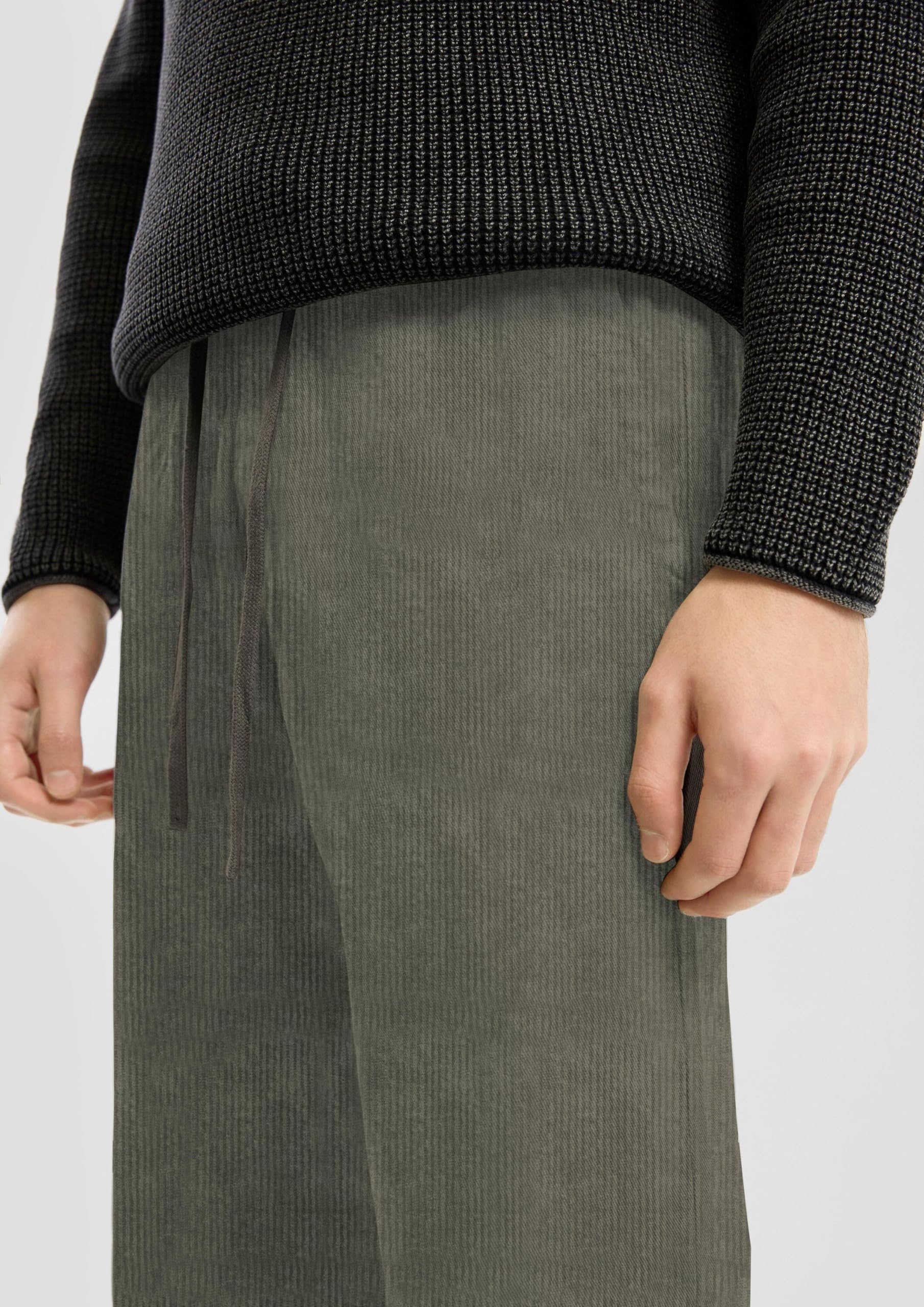 QS Cord Jogpants Damen Olivgrün Gr. L Cordhose