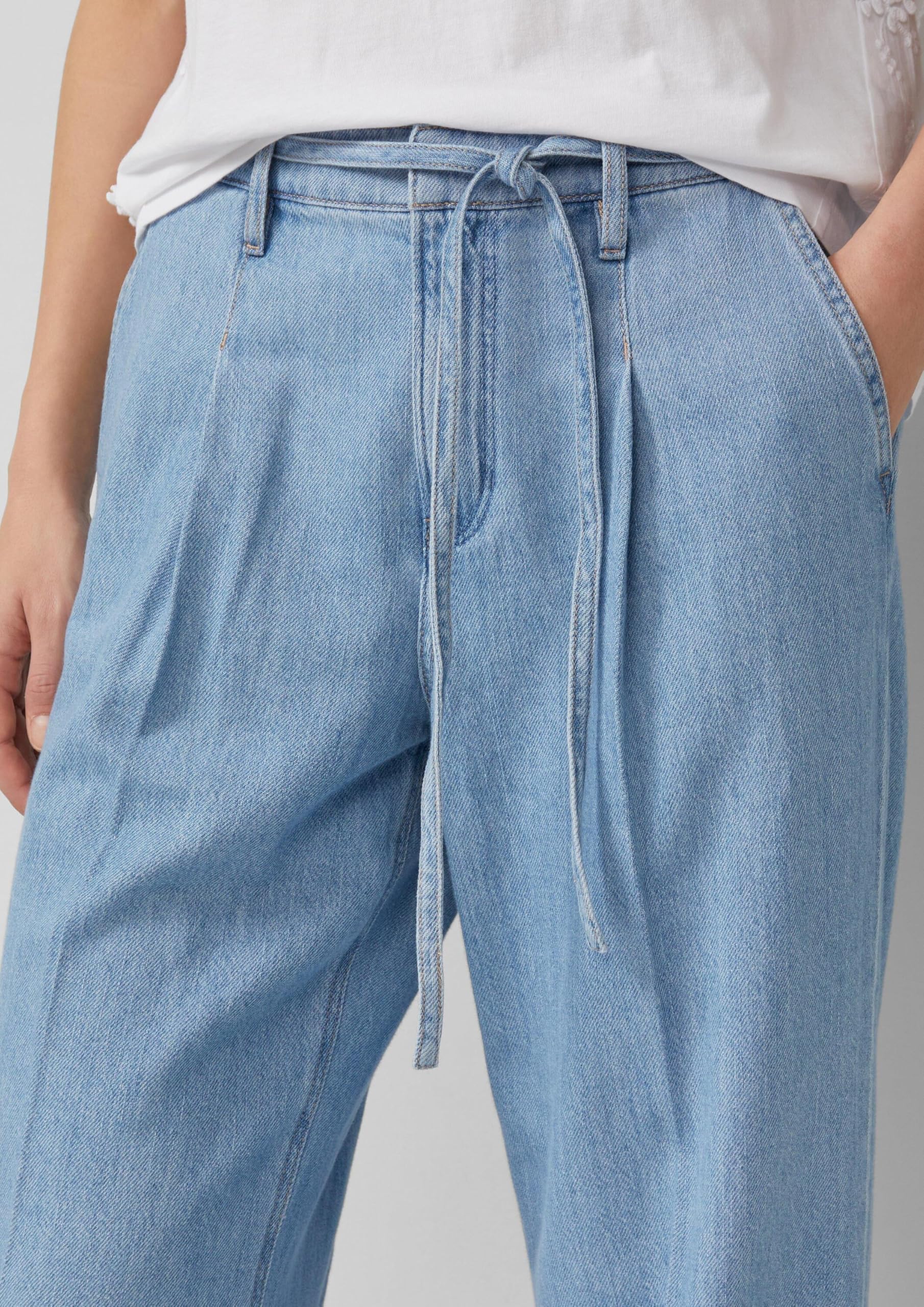 s.Oliver Suri Jeans Wide Fit High Rise 34W/32L