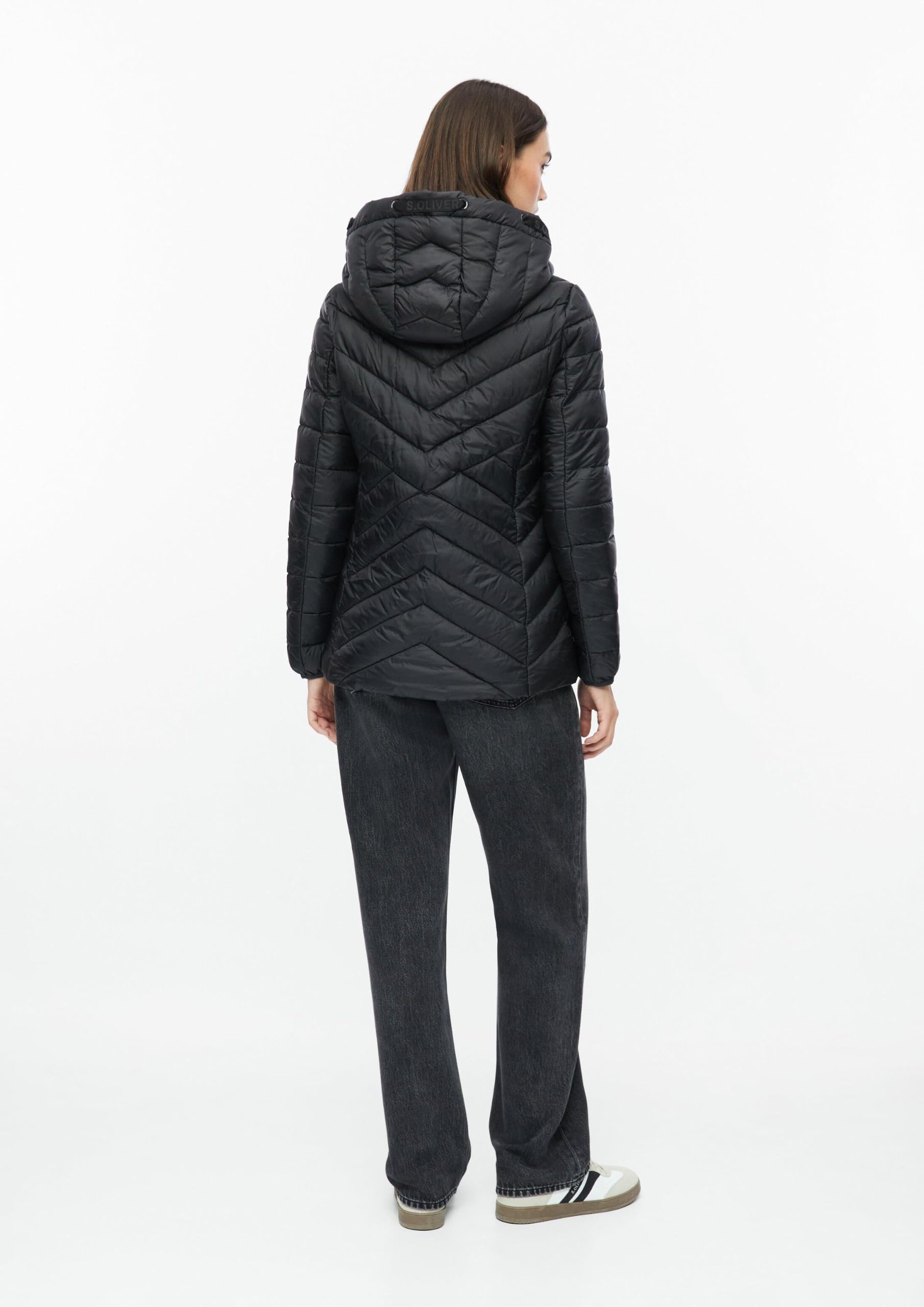 s.Oliver 2178793 Steppjacke Schwarz mit Kapuze