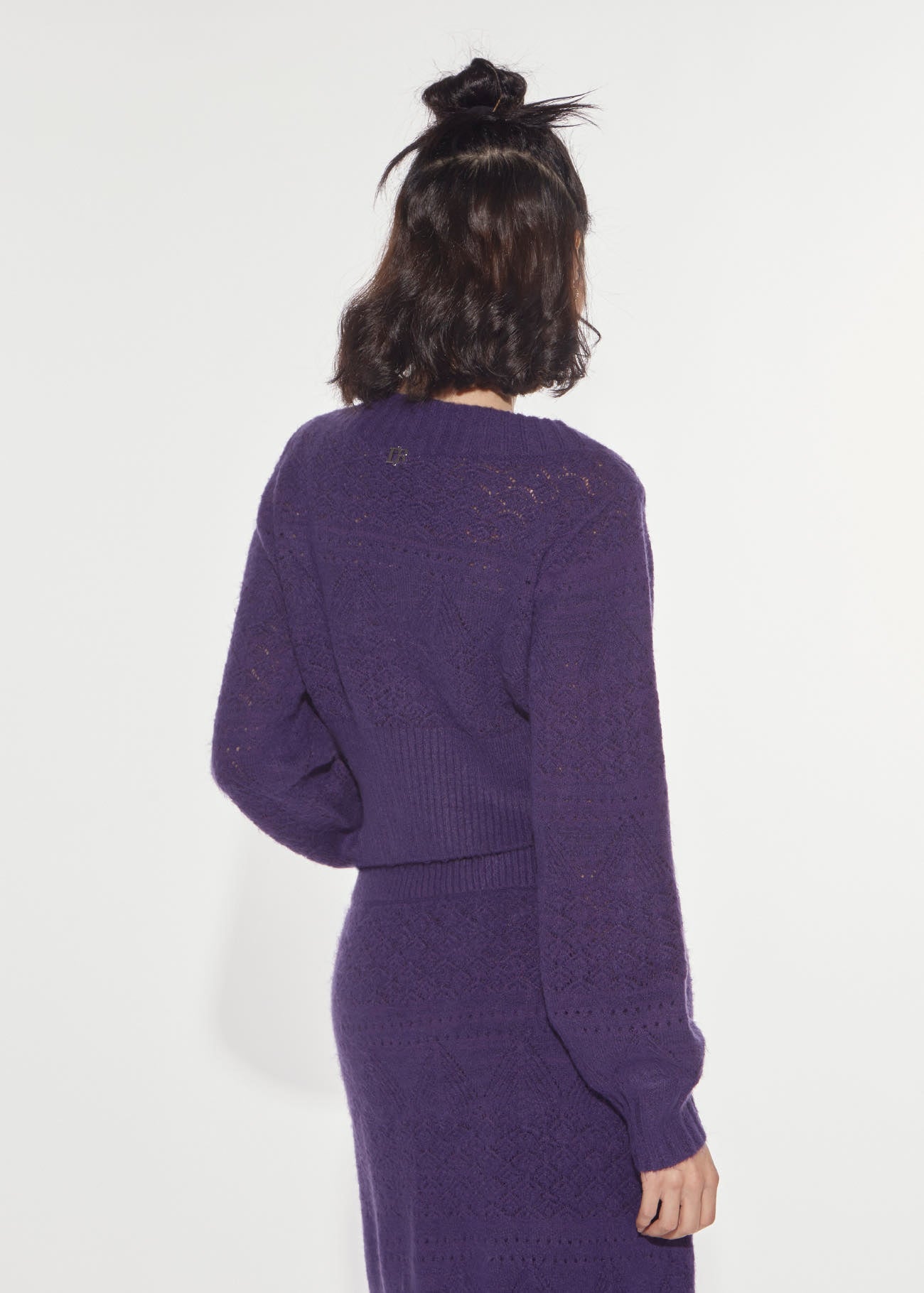 Denny Rose Punto Pizzo Cardigan lila Lochstrick cropped