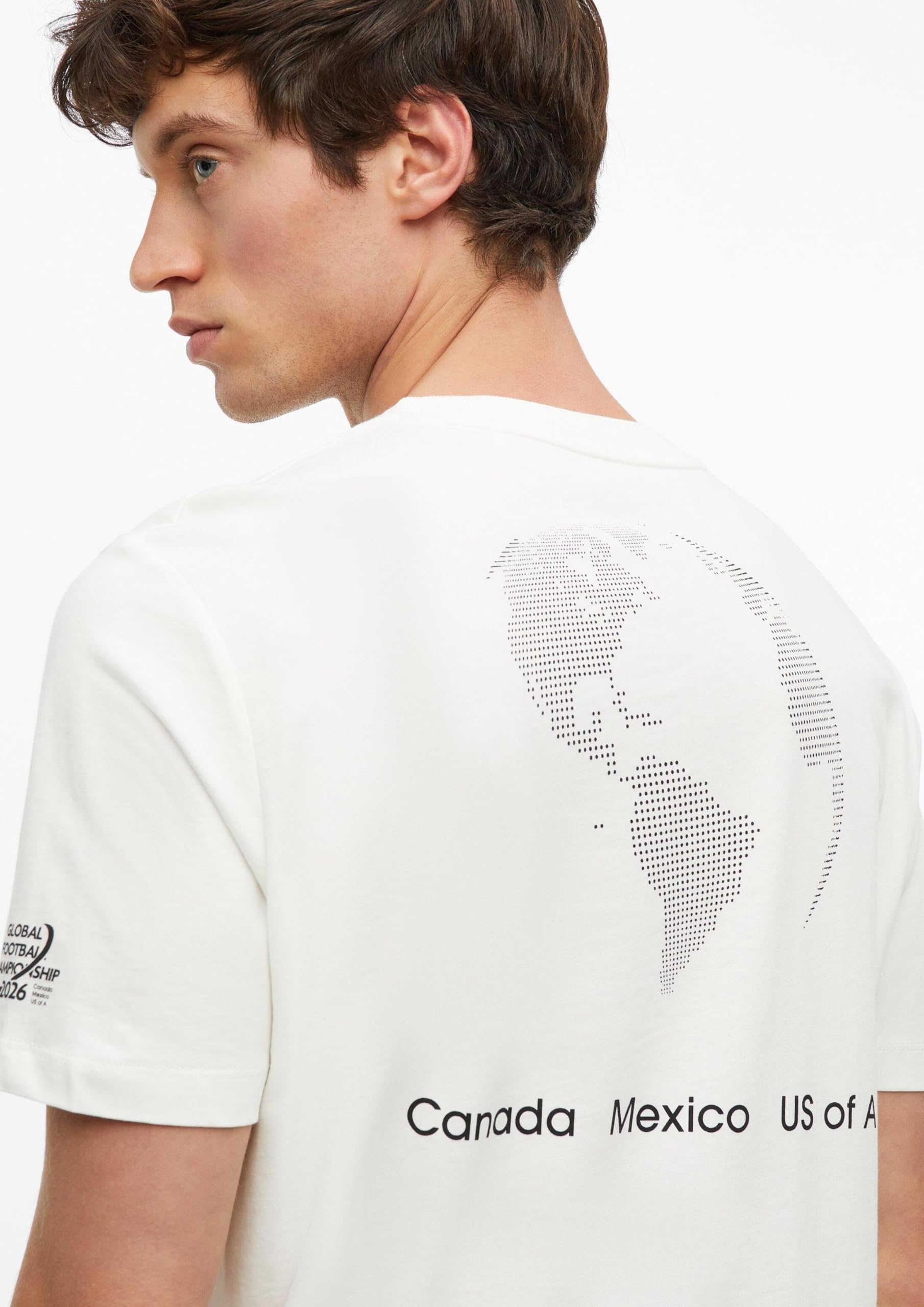 s.Oliver T-Shirt Fußball-Motiv Ecru Größe L