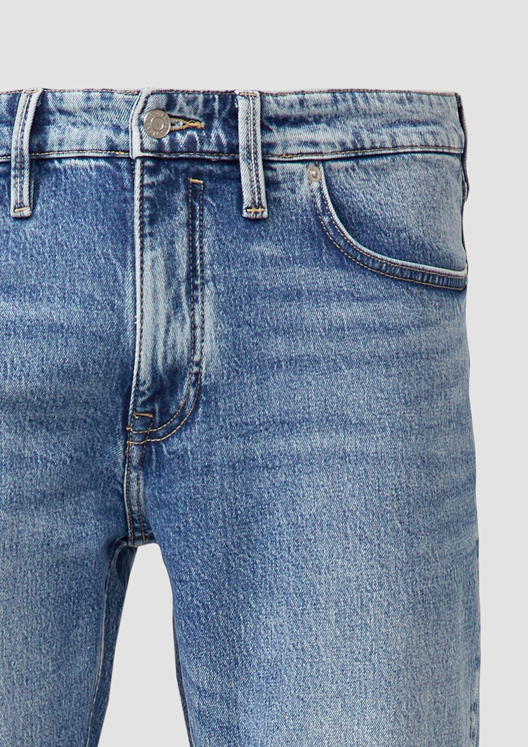 s.Oliver Casby Mid Rise Straight Jeans 42W/32L Regular Fit