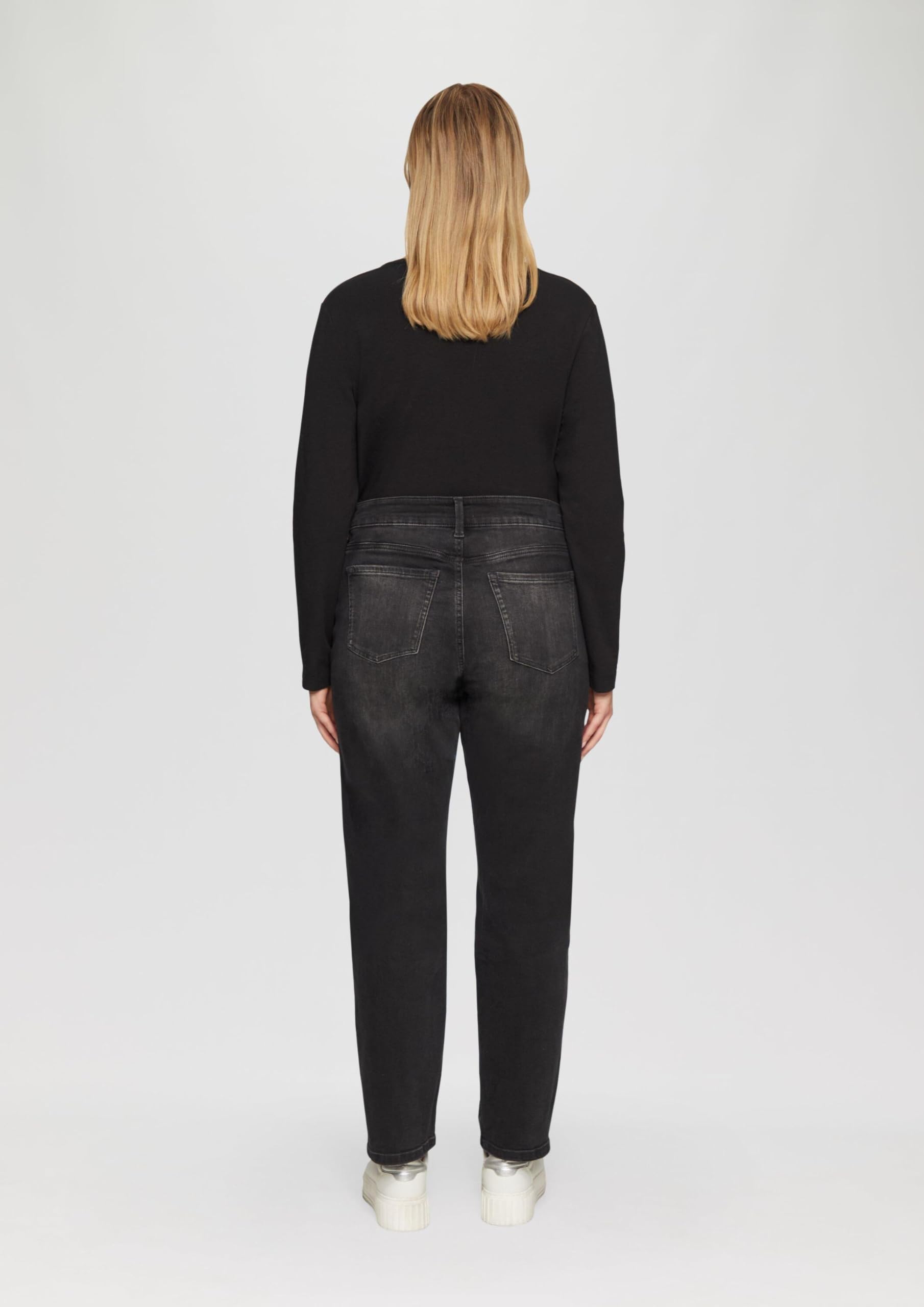 s.Oliver Red Label Curvy Fit Mid Rise Slim Tapered Leg Jeans