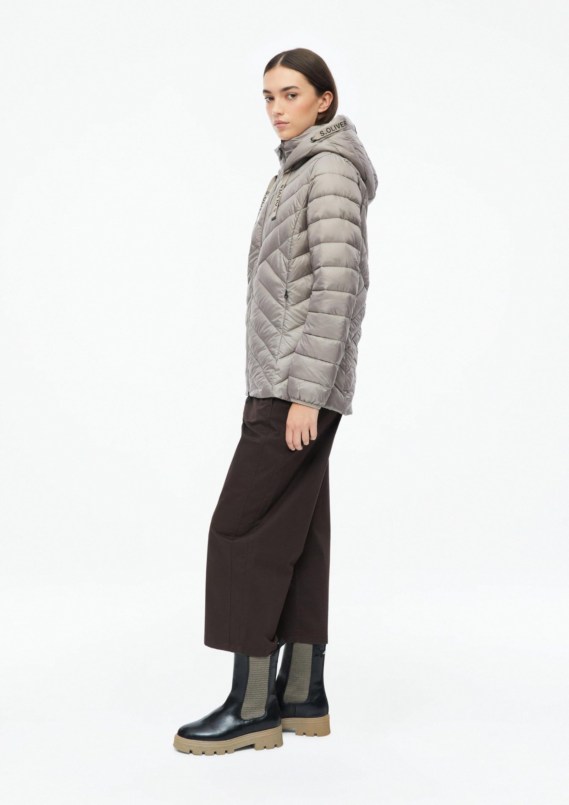 s.Oliver RED LABEL Steppjacke Kapuze leicht bordeaux