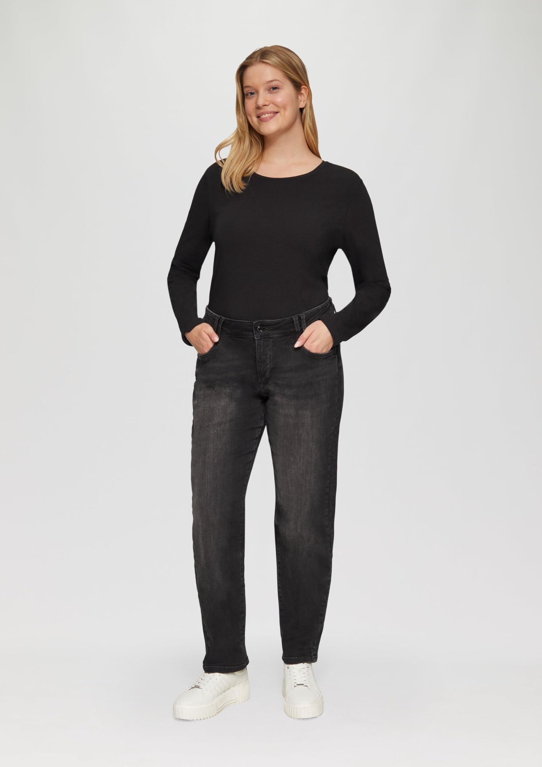 s.Oliver Red Label Curvy Fit Mid Rise Slim Tapered Leg Jeans