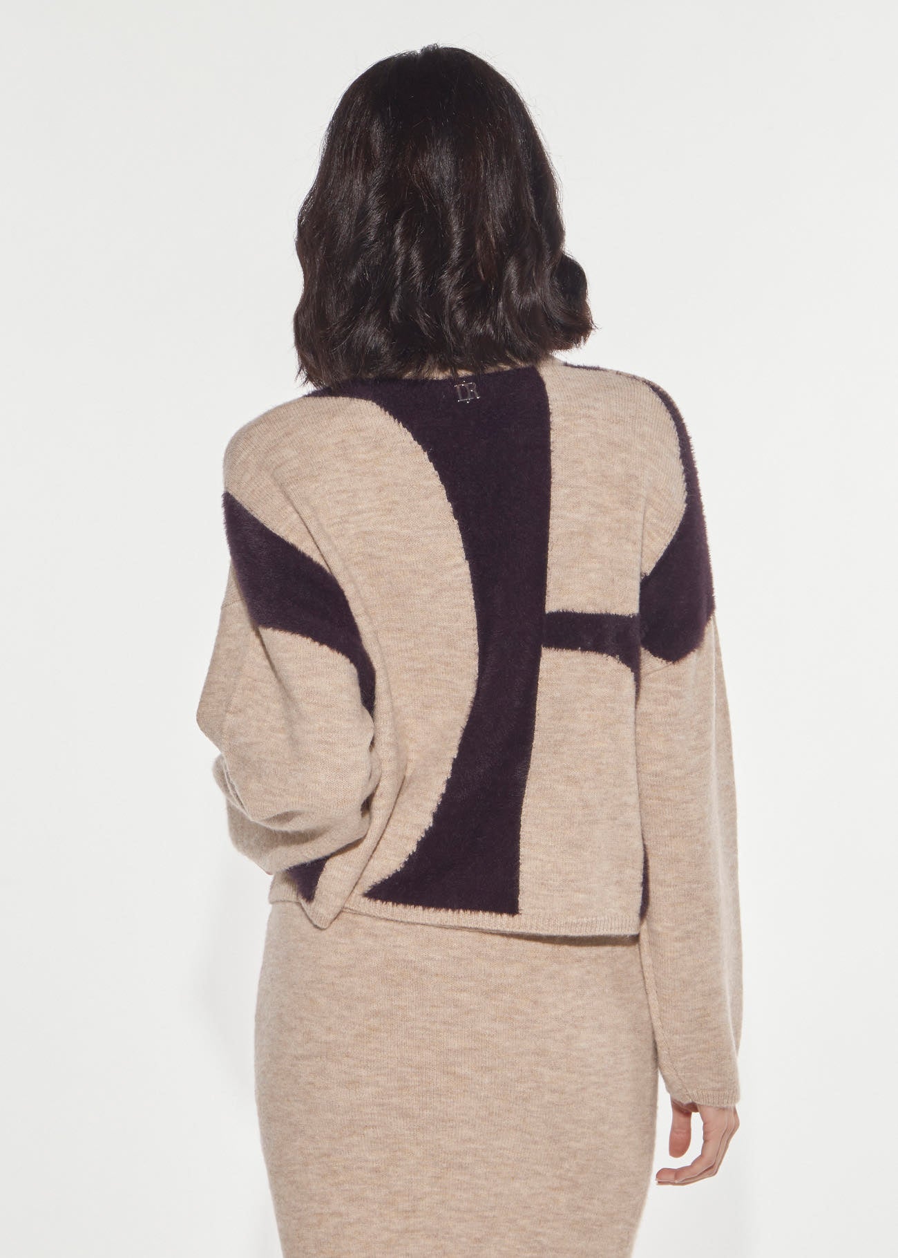 Denny Rose Jacquard Pullover Beige-Plum cropped boxy