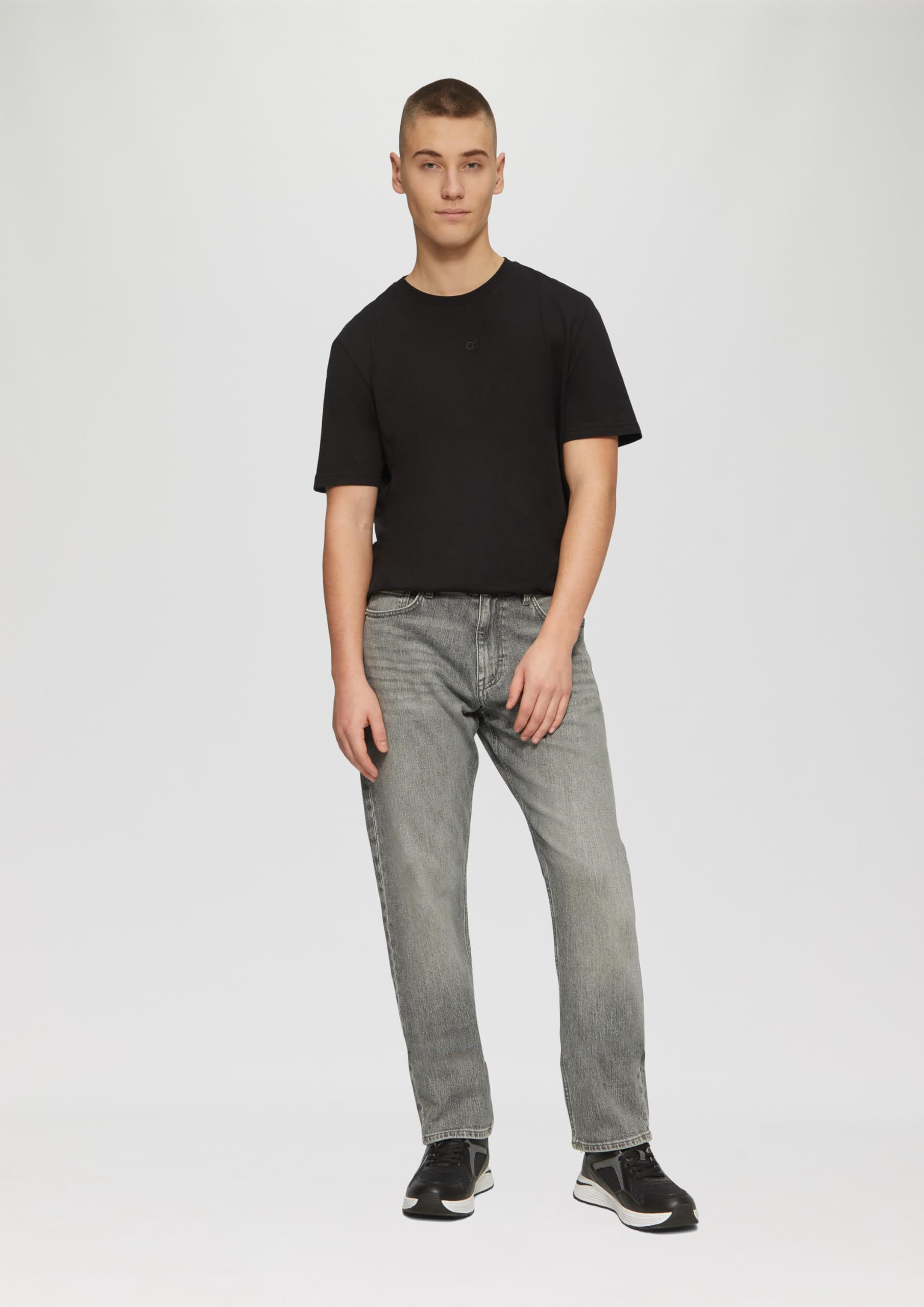 s.Oliver QS Pete Jeans Straight Fit Mid Rise Größe 32