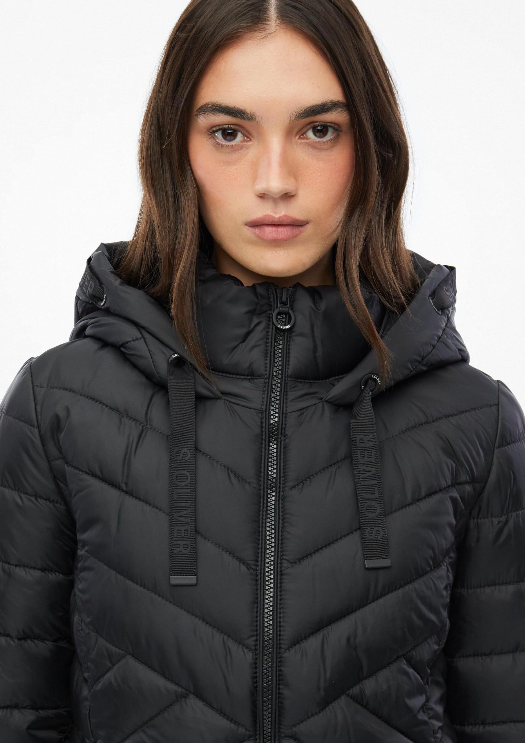 s.Oliver 2178793 Steppjacke Schwarz mit Kapuze