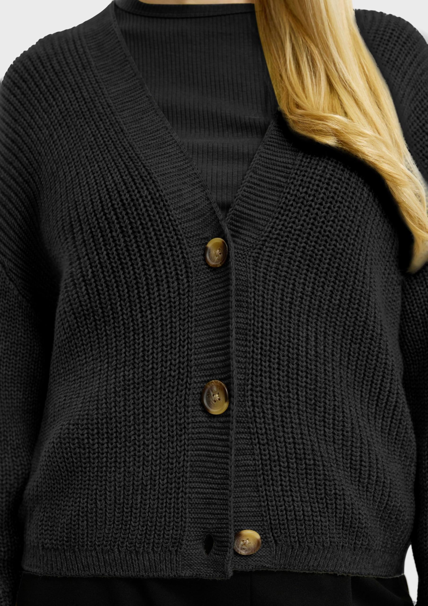 s.Oliver QS 2170513 Strickjacke Damen mit Knopfleiste